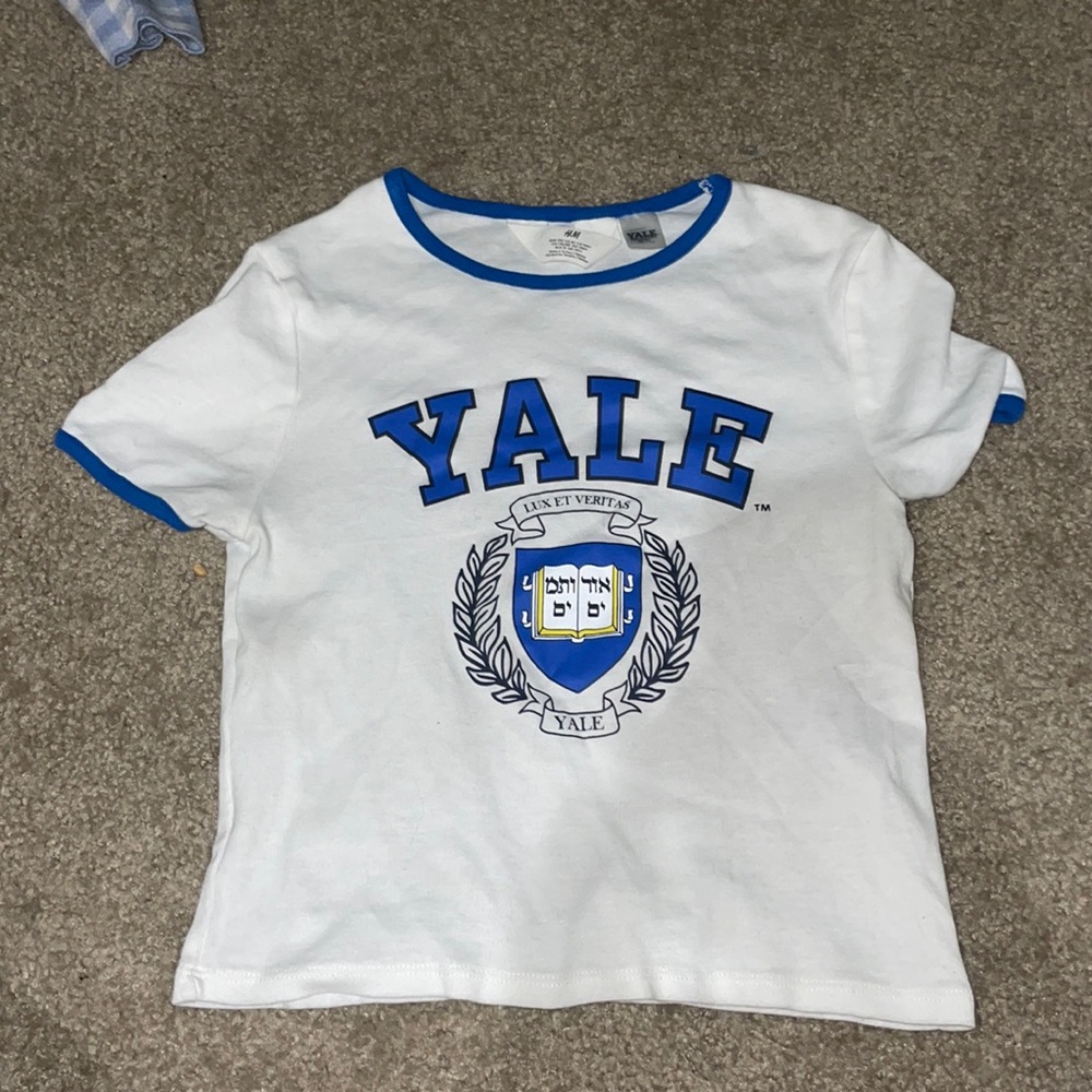 White and blue Yale Top